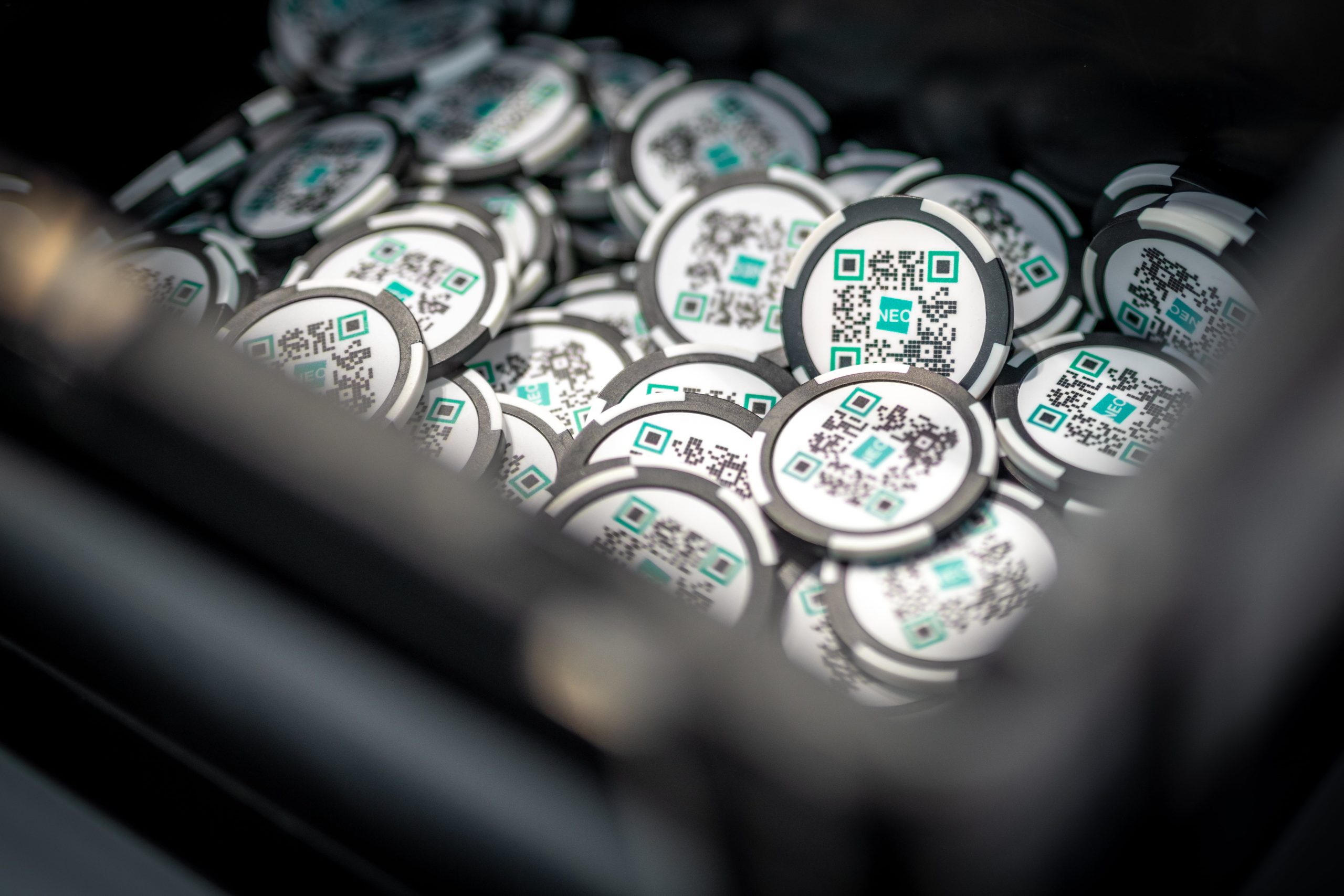 Start by taking the box with its identification label